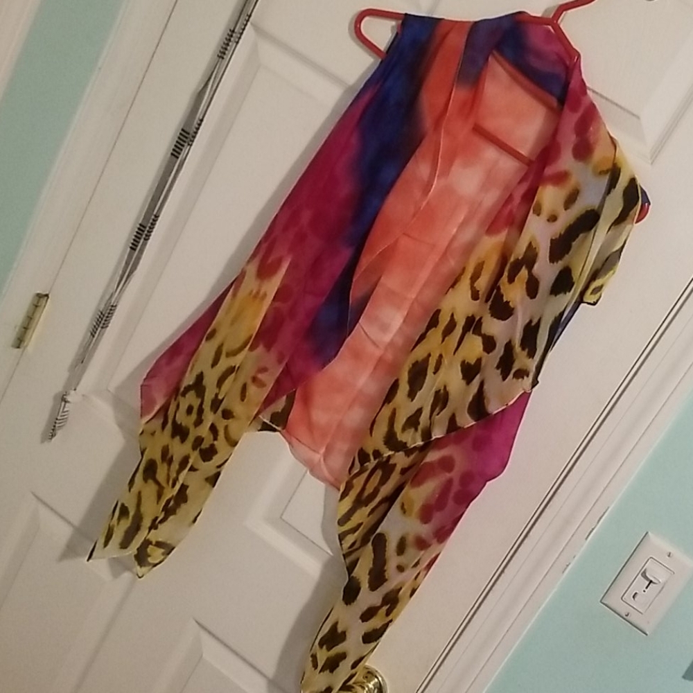 Cute pink and leopard shall.